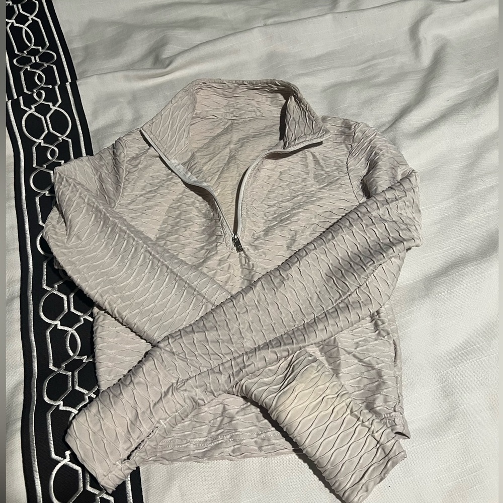 Buffbunny Long Sleeve Activewear Top XS Athleisure Sporty Minimalist Gorpcore